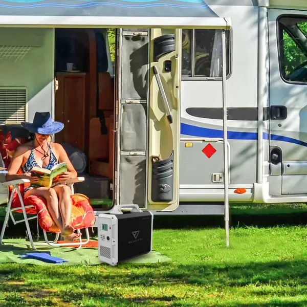 BLUETTI EB150   2*PV120/PV200 | 1000 Watt Generator