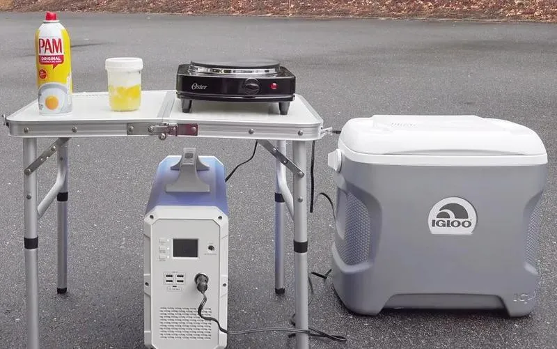 BLUETTI EB150   2*PV120/PV200 | 1000 Watt Generator